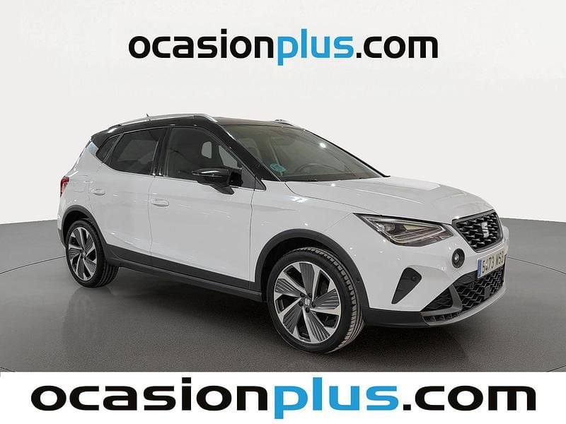 Usado Seat Arona FR 150 CV (110 kW) 2024 Blanco SUV