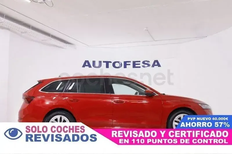 Usado Skoda Octavia Style 150 CV (110 kW) 2021 Rojo Familiar