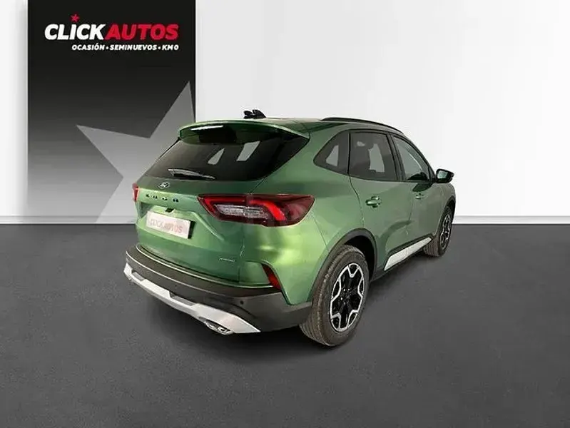 Usado Ford Kuga Active 180 CV (132 kW) 2024 Verde SUV