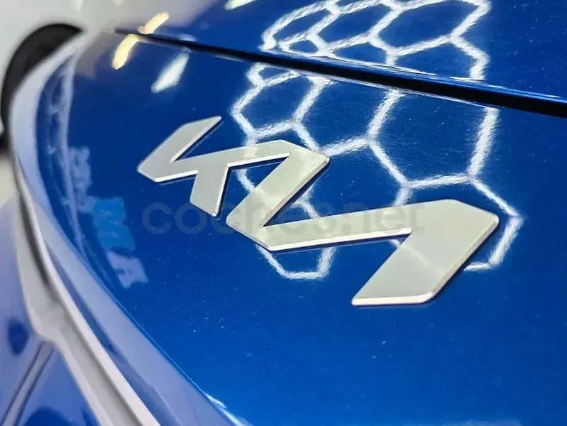 Usado Kia Rio 84 CV (61 kW) 2023 Azul Berlina