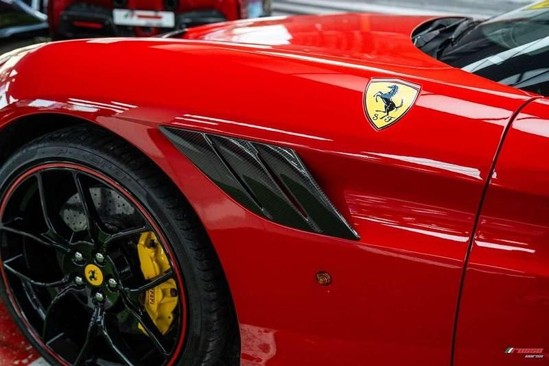 Usado Ferrari California 560 CV (411 kW) 2017 Rojo Descapotable