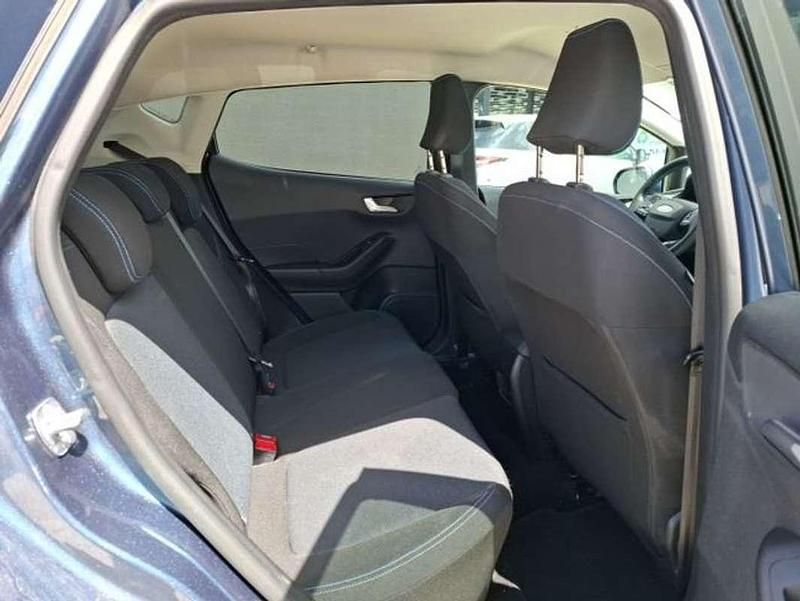 Usado Hyundai Bayon 84 CV (61 kW) 2023 Gris SUV