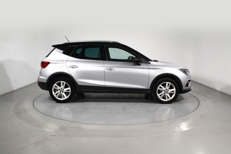 Używany Seat Arona Ecomotive 115 KM (84 kW) 2019 Czarny SUV