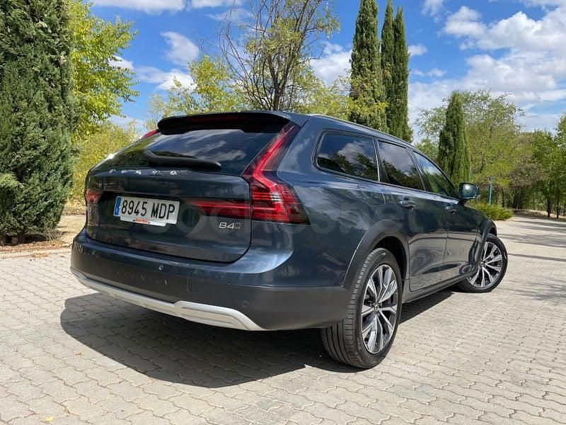 Usado Volvo V90 CC Core 197 CV (144 kW) 2023 Azul Familiar