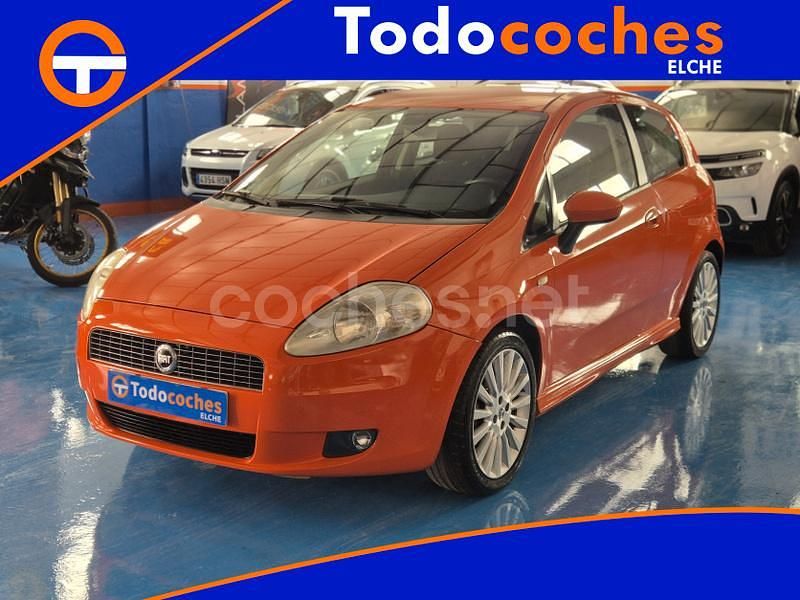 Naranja Usado 2009 Fiat Punto Sport Utilitario | 5500 € (Precio justo) - Imagen 1/4