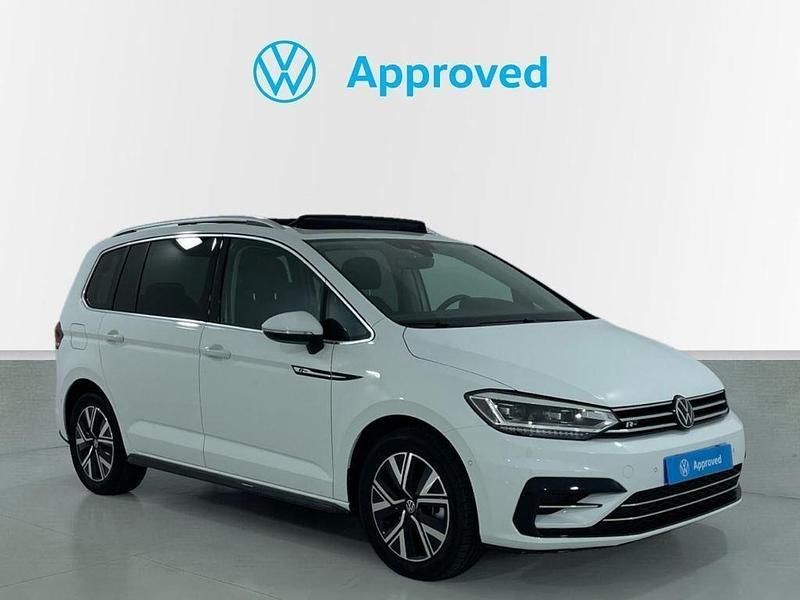 Blanco Usado 2024 VW Touran R-line Monovolumen | 46.900 € - Imagen 1/4