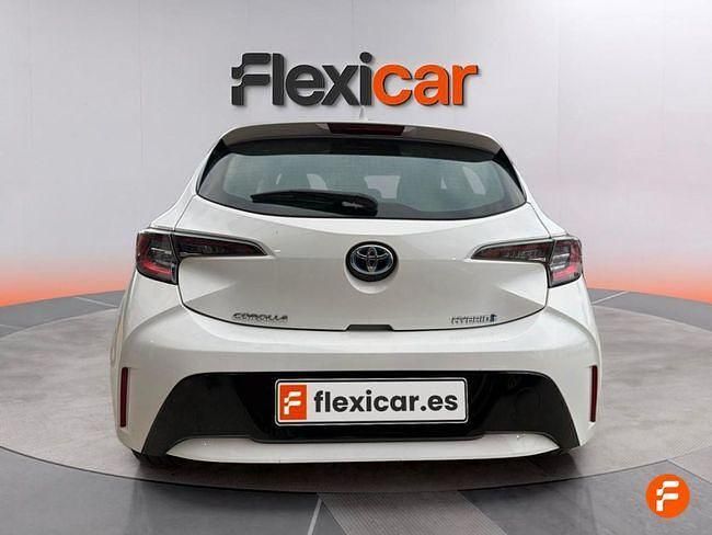 Usado Toyota Corolla Active 122 CV (89 kW) 2020 Blanco