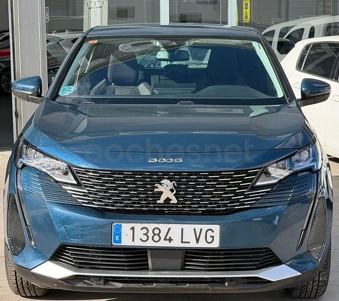 Usado Peugeot 3008 Allure 130 CV (95 kW) 2022 Verde SUV