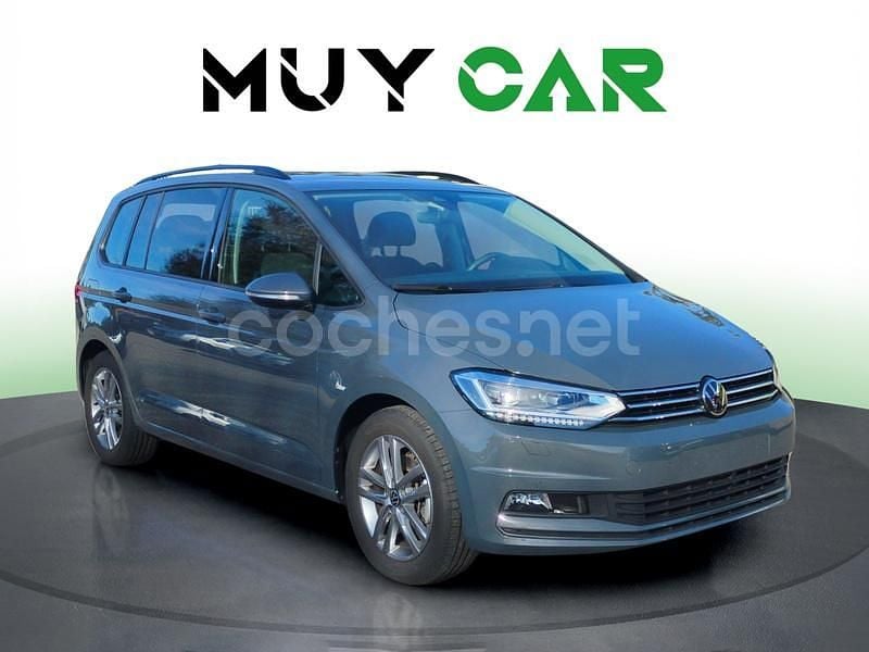 Gris / plata Usado 2025 VW Touran Monovolumen | 37.990 € (Caro) - Imagen 1/4