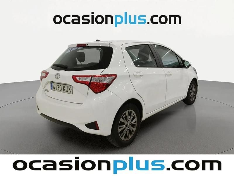Begagnad Toyota Yaris Active 111 HK (81 kW) 2018 Vit