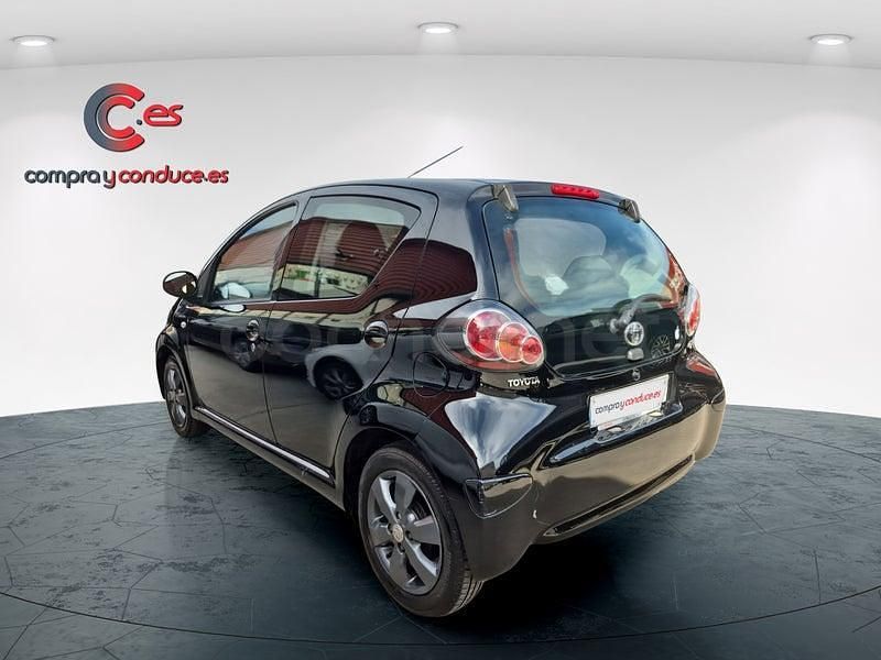 Occasion Toyota Aygo Live 68 PK (50 kW) 2013 Zwart Hatchback