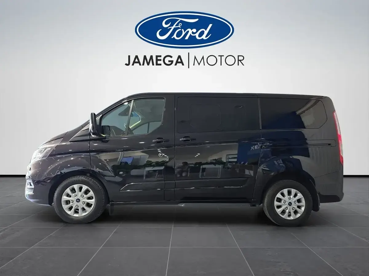 Brugt Ford Tourneo Custom Titanium 130 HK (95 kW) 2021 Sort Van