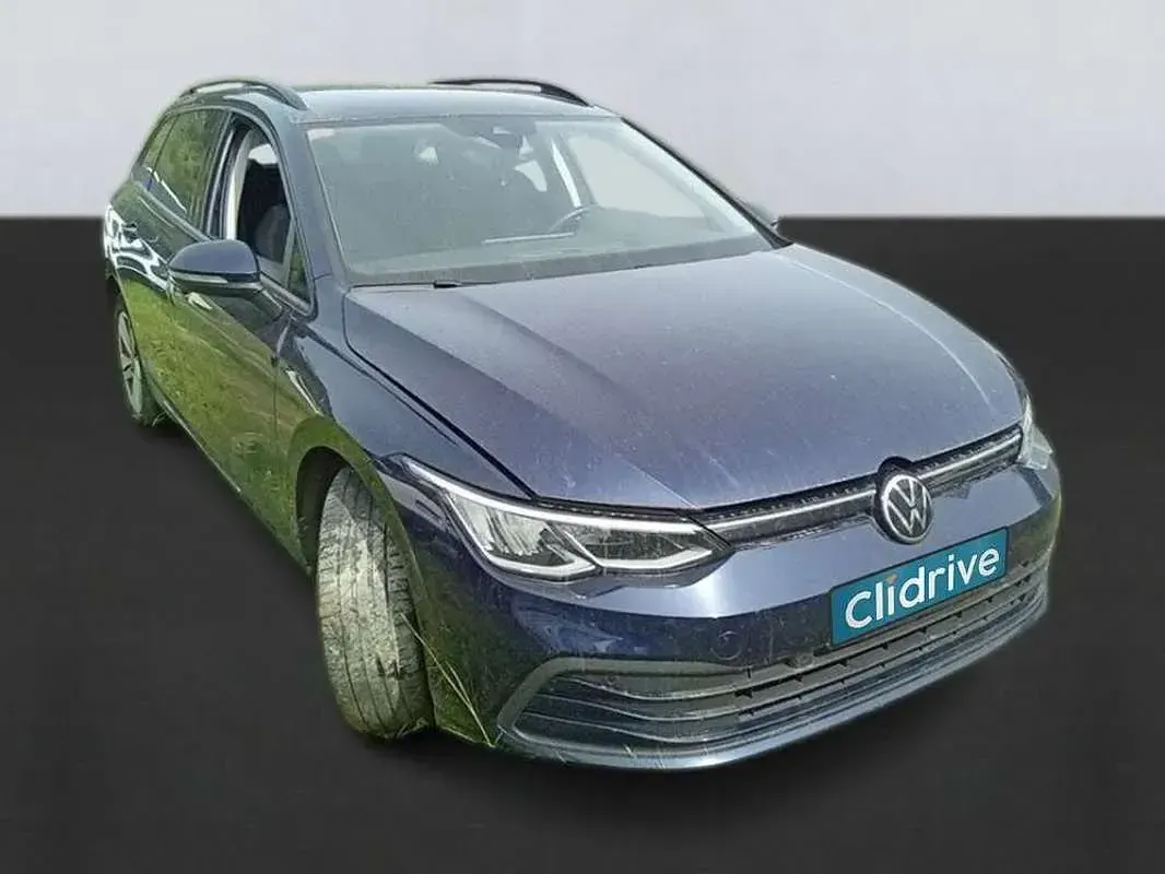 Usado VW Golf VIII Life 116 CV (85 kW) 2021 Azul Utilitario