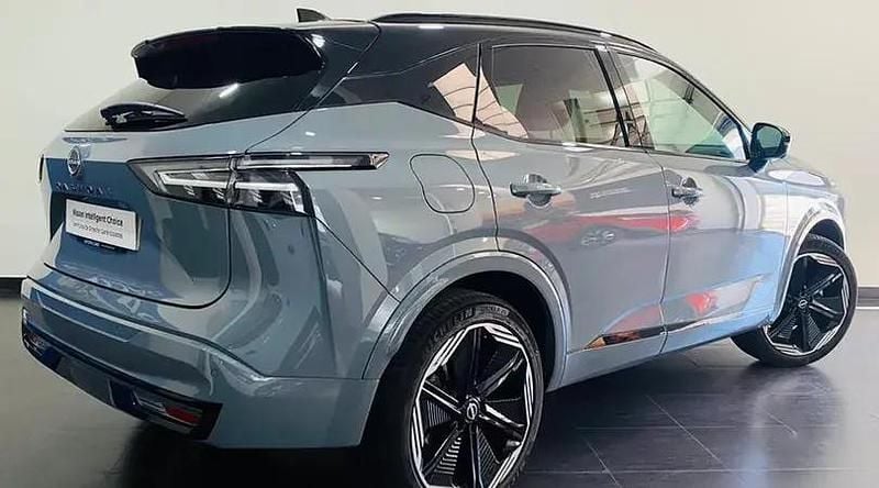 Usado Nissan Qashqai 190 CV (139 kW) 2025 Katana grey black metalizado SUV