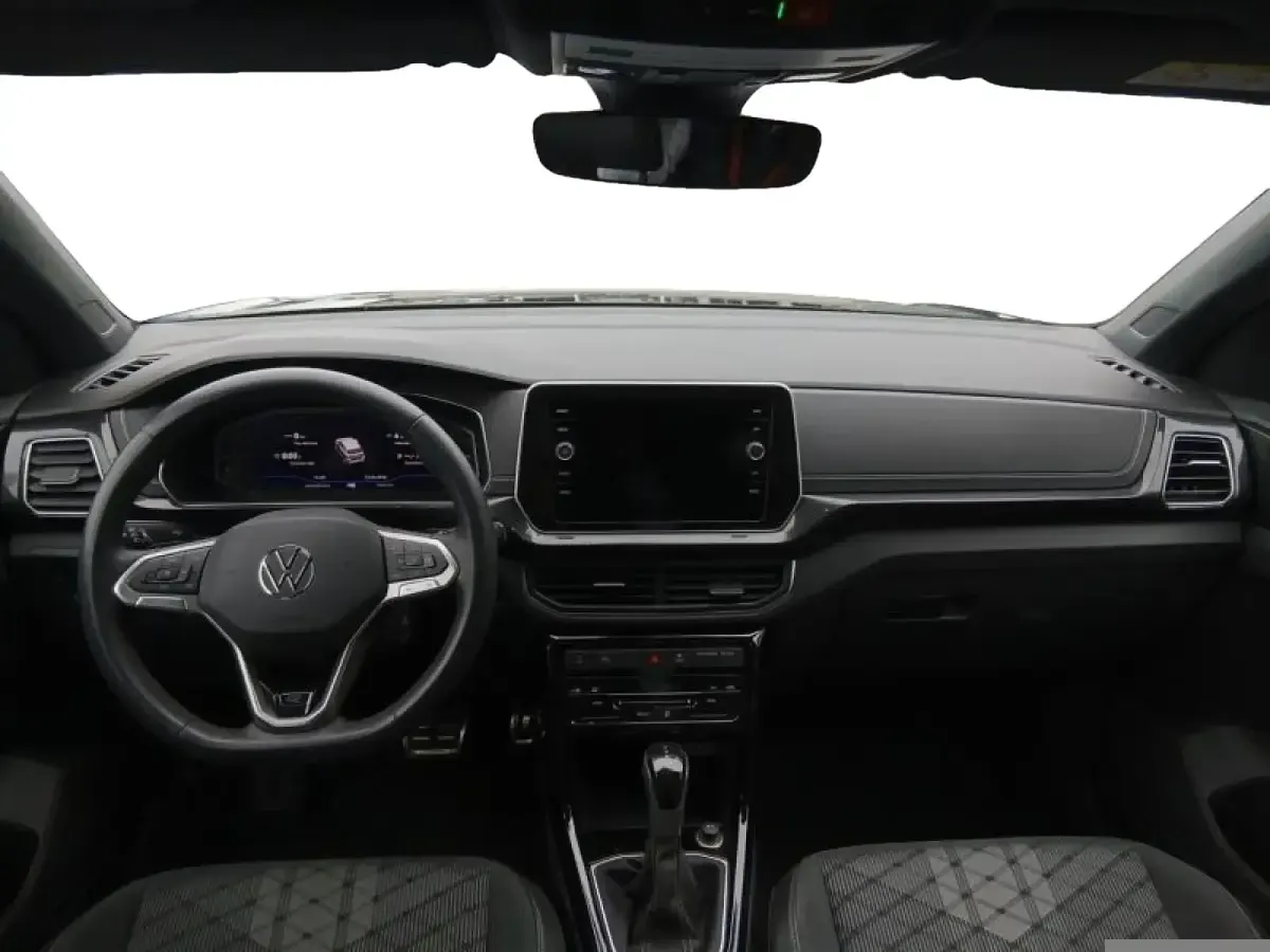 Usado VW T-Cross R-line 150 CV (110 kW) 2025 Negro SUV
