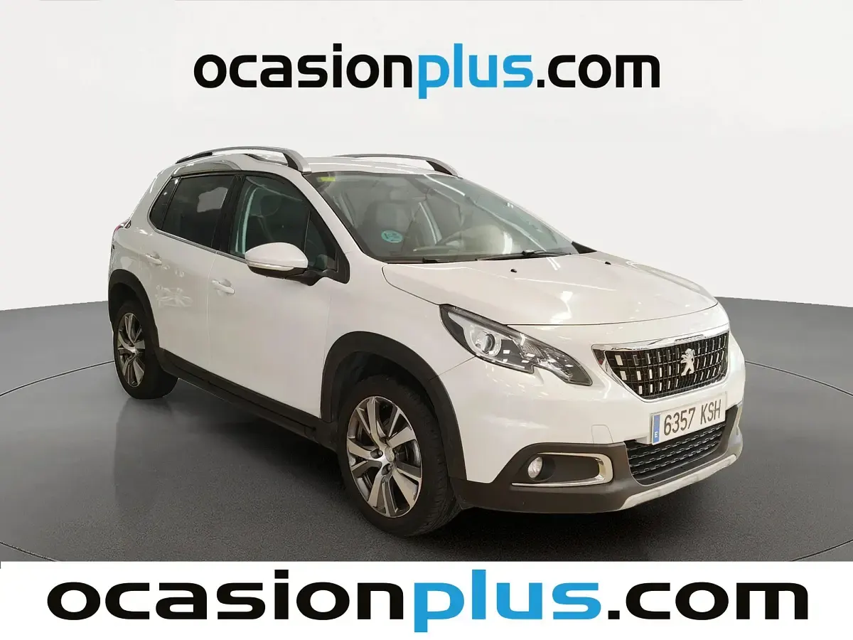 Usado Peugeot 2008 Allure 131 CV (96 kW) 2018 Blanco SUV