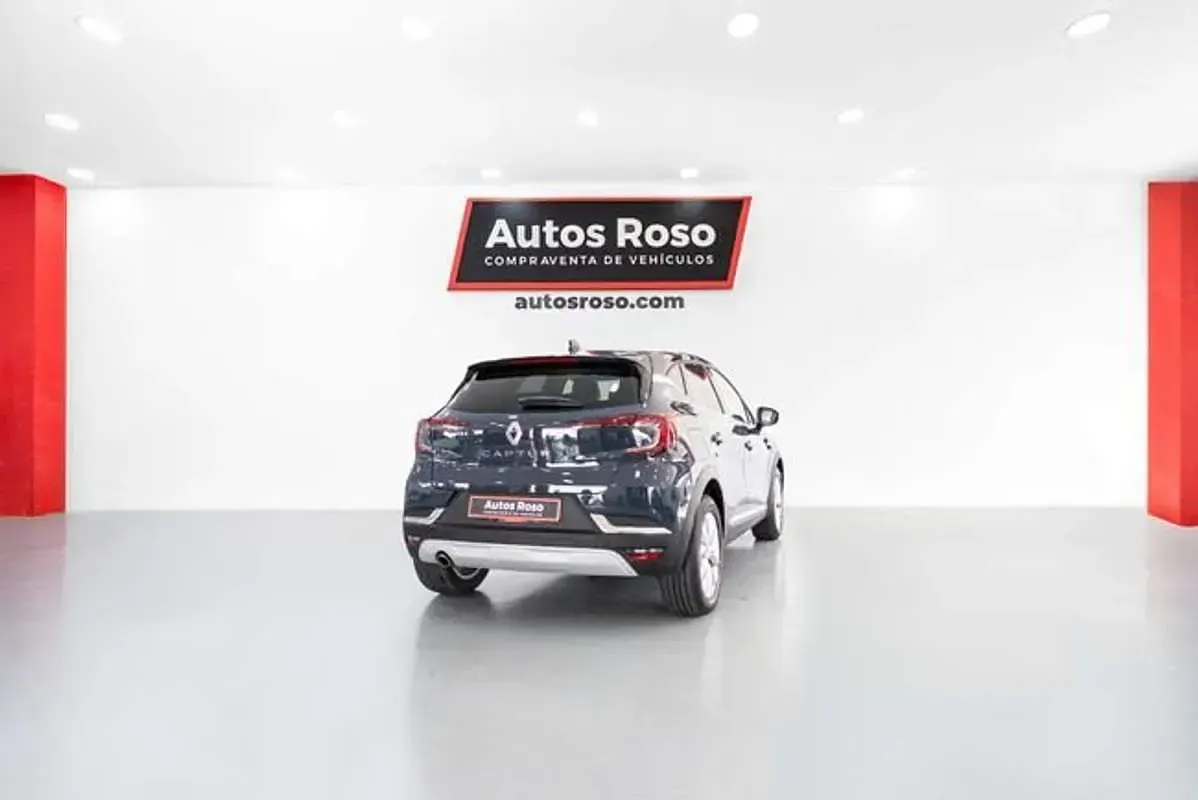 Usado Renault Captur Intens 101 CV (74 kW) 2020 Gris SUV