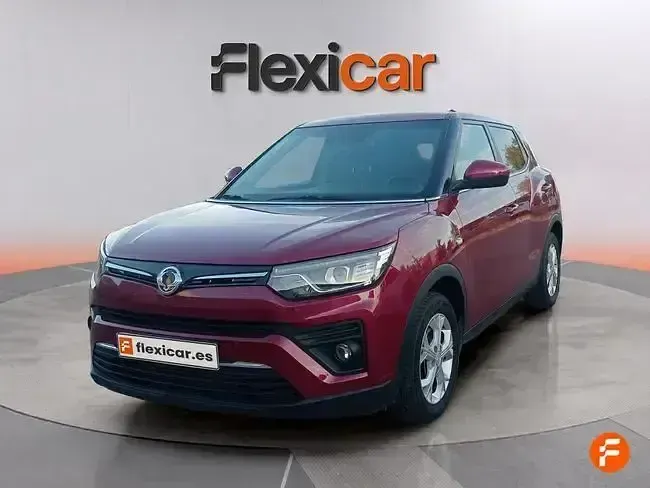 Usado SsangYong Tivoli 128 CV (94 kW) 2023 Rojo SUV