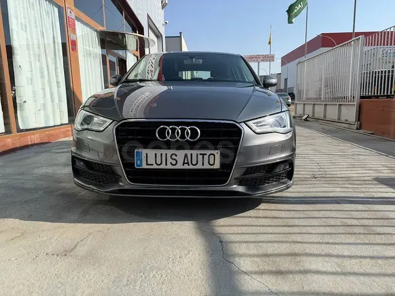 Usado Audi A3 S-Line 110 CV (80 kW) 2016 Gris / plata Berlina
