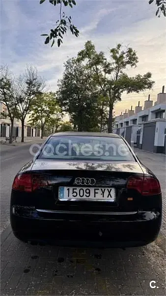 Usado Audi A4 140 CV (102 kW) 2007 Negro Berlina