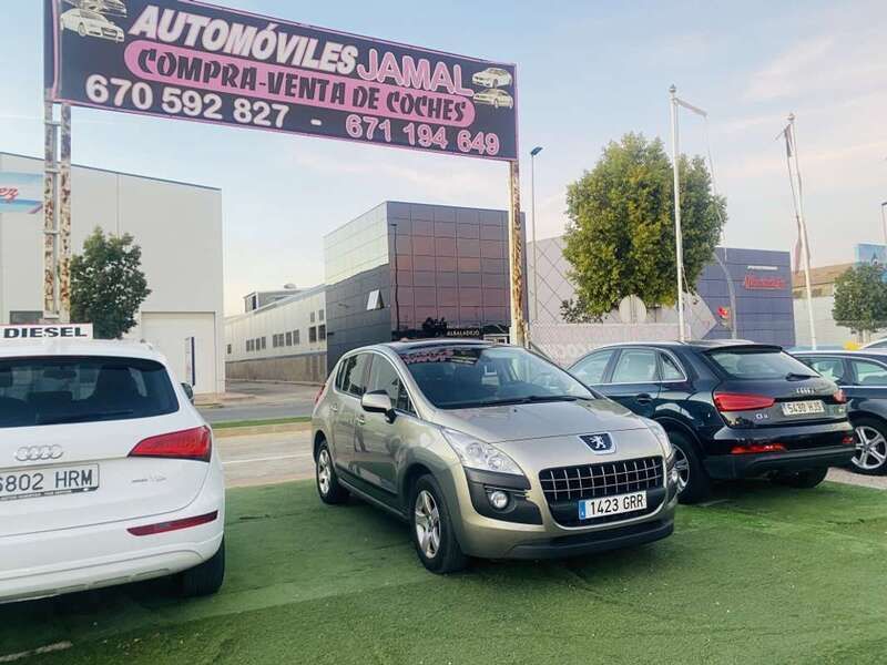 Usado 2009 Peugeot 3008 Premium Monovolumen | 7999 € - Imagen 1/4