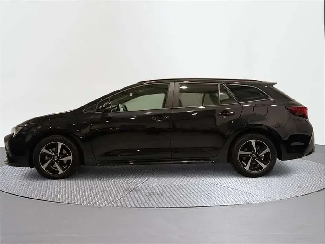 Usado Toyota Corolla Active 140 CV (102 kW) 2025 Familiar