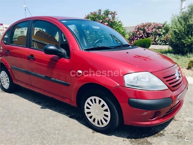 Usado Citroën C3 Exclusive 70 CV (51 kW) 2005 Rojo Berlina