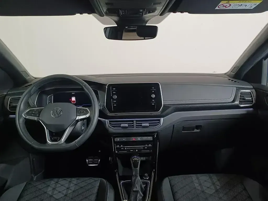 Usado VW T-Cross R-line 116 CV (85 kW) 2024 Azul SUV