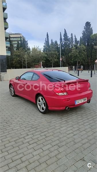 Usado Hyundai Coupé 167 CV (122 kW) 2005 Rojo Coupe