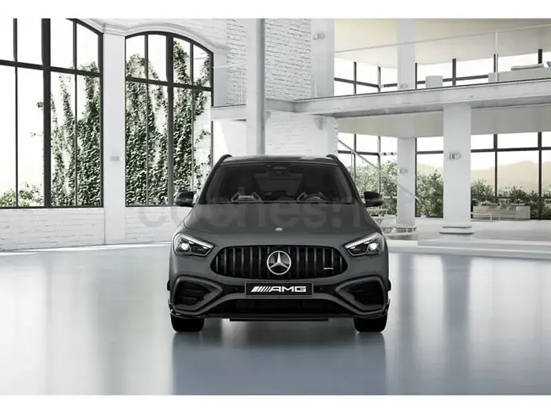 Usado Mercedes GLA45 AMG AMG 422 CV (310 kW) 2024 Manufaktur gris montaña magno SUV