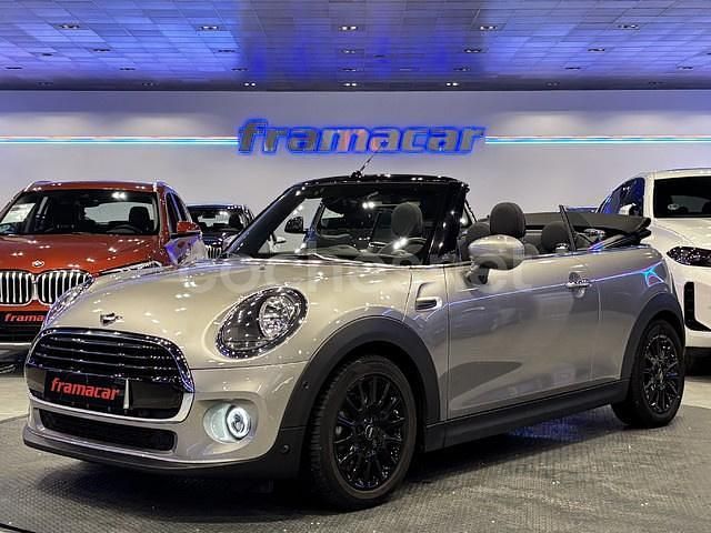 Gris / plata Usado 2020 Mini Cooper Cabriolet Descapotable | 21.900 € (Precio justo) - Imagen 1/4