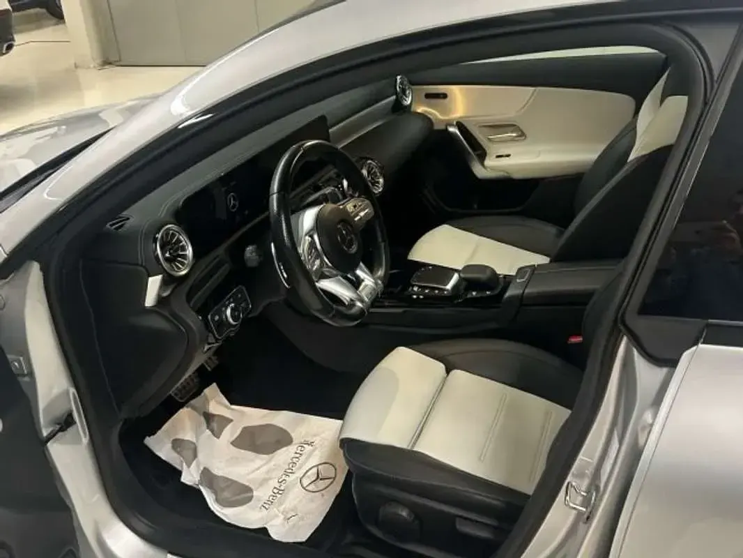 Usado Mercedes CLA35 AMG AMG 306 CV (225 kW) 2022 Coupe