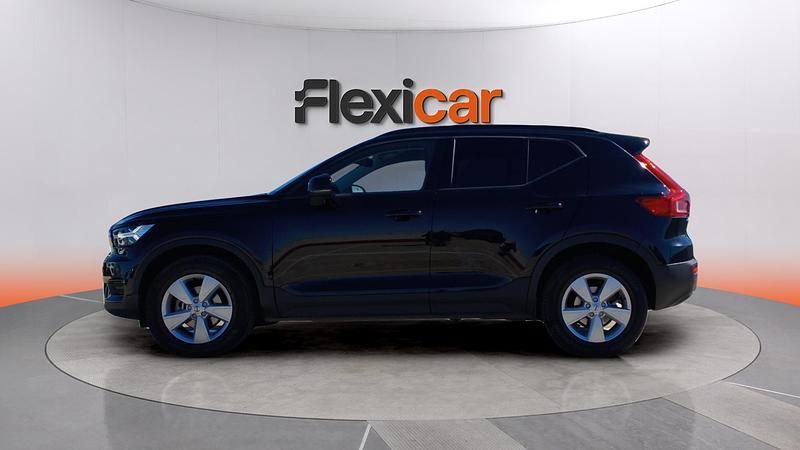 Usado Volvo XC40 Momentum 156 CV (114 kW) 2018 Negro SUV