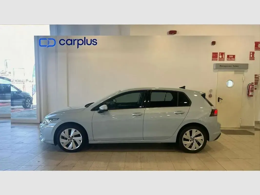 Usado VW Golf VIII 116 CV (85 kW) 2025 Azul Utilitario