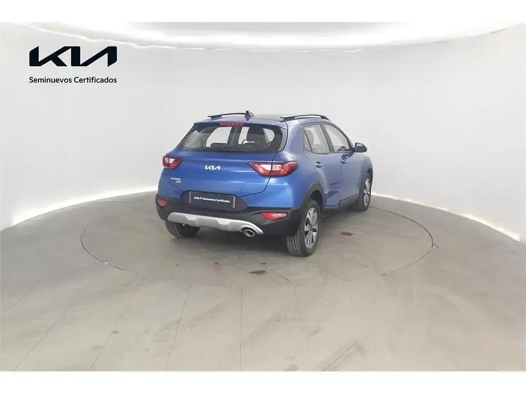 Usado Kia Stonic 101 CV (74 kW) 2025 Azul SUV