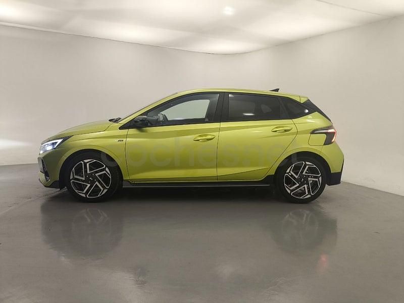 Usado Hyundai i20 N Line 79 CV (58 kW) 2025 Verde Utilitario