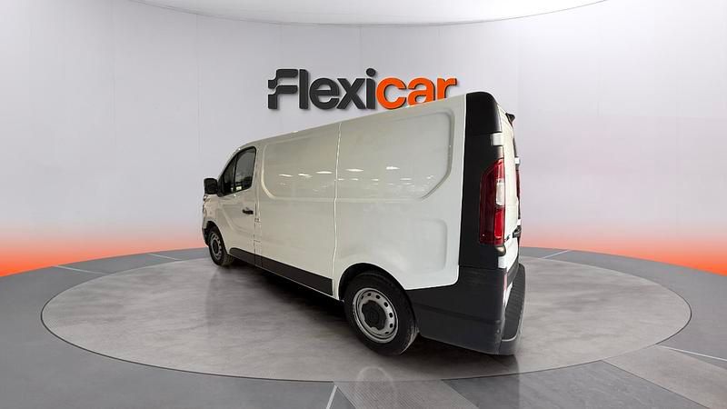 Usado Renault Master 131 CV (96 kW) 2023 Blanco Monovolumen
