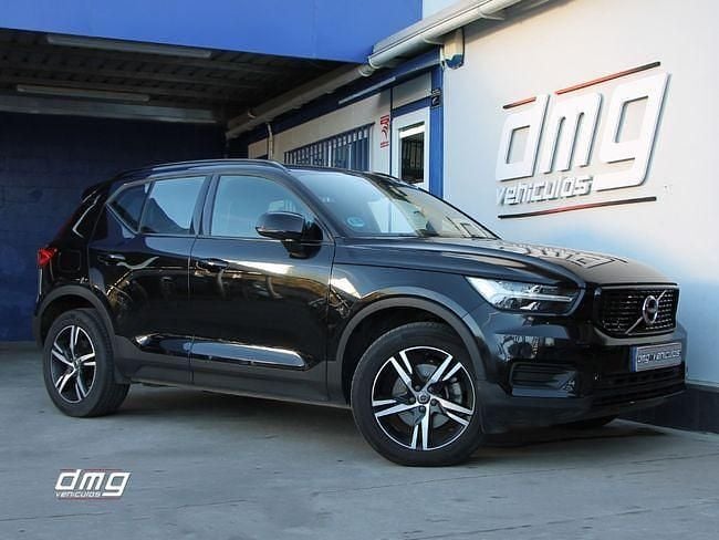 Negro Usado 2021 Volvo XC40 R-Design SUV | 31.490 € (Precio justo) - Imagen 1/4