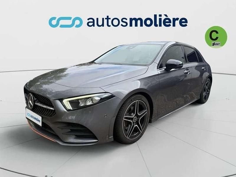 Usado Mercedes A220 136 CV (100 kW) 2019 Gris Utilitario