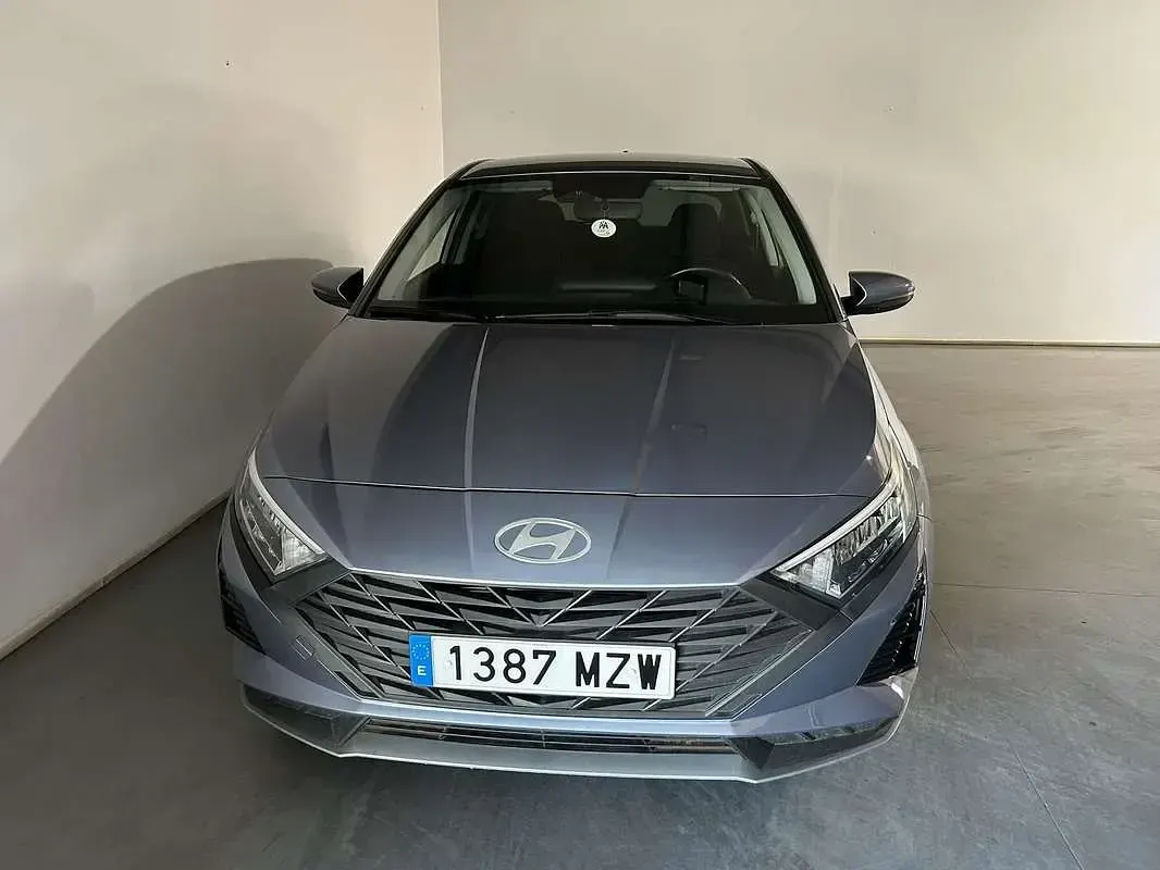 Usado Hyundai i20 80 CV (58 kW) 2025 Blanco Utilitario