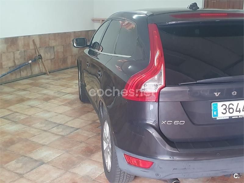 Usado Volvo XC60 Summum 185 CV (136 kW) 2010 Gris / plata SUV
