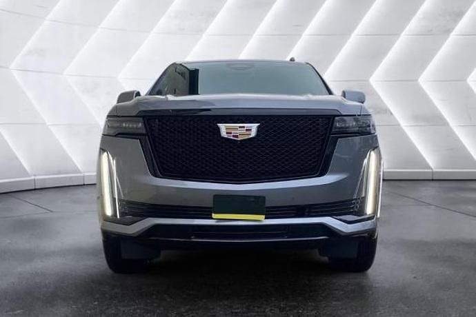 Usado Cadillac Escalade 409 CV (300 kW) 2023 Gris SUV