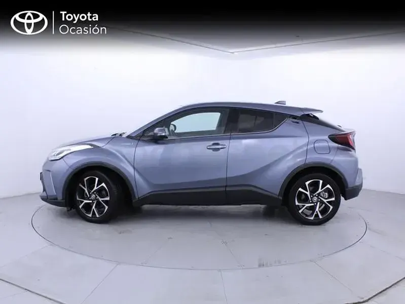Usado Toyota C-HR Advance 122 CV (89 kW) 2022 Gris / plata SUV