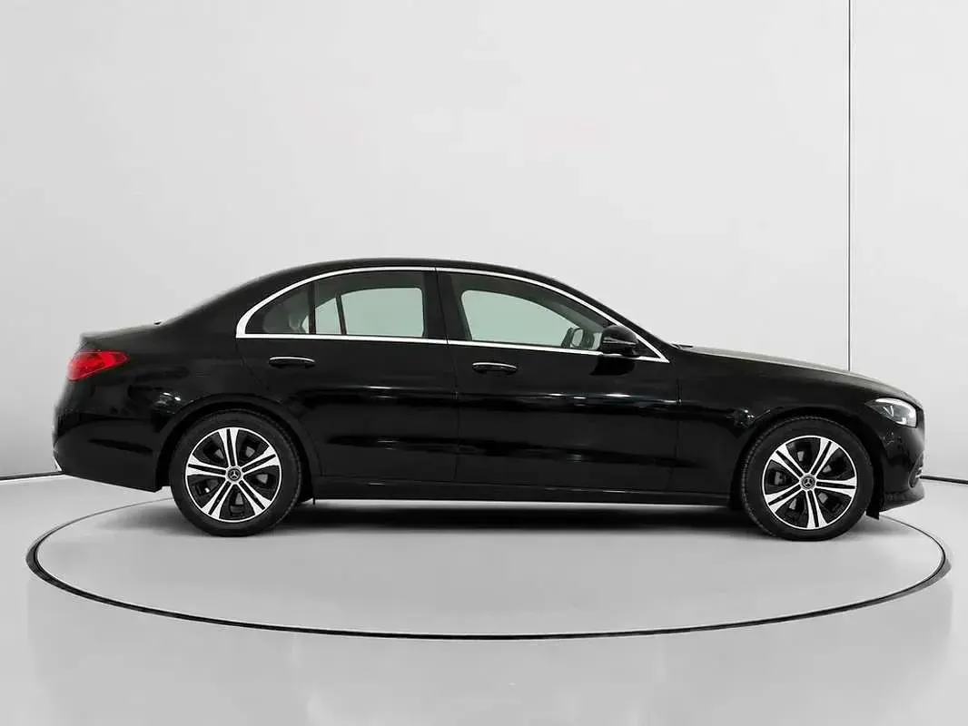 Usado Mercedes C200 163 CV (119 kW) 2022 Negro Berlina