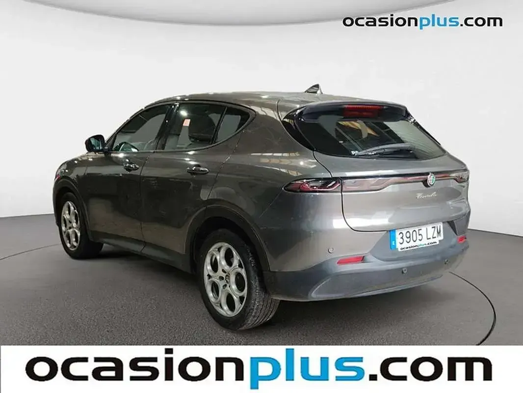 Usado Alfa Romeo Tonale Sprint 2022 Gris SUV