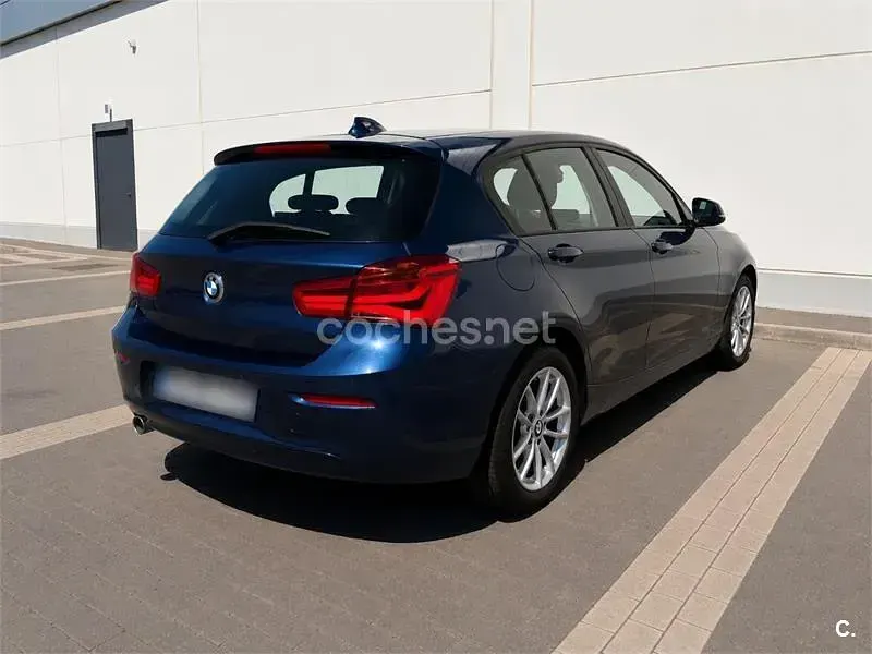 Usado BMW 118 136 CV (100 kW) 2019 Azul Berlina