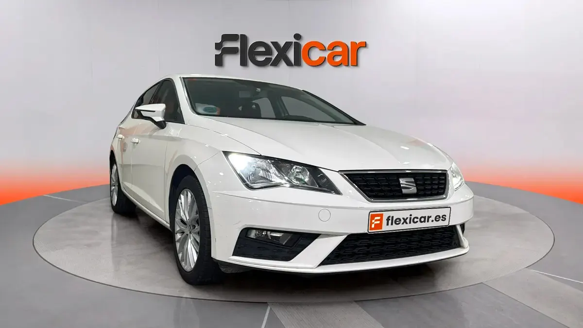 Usado Seat Leon Style Plus 110 CV (80 kW) 2018 Berlina
