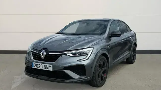Usado Renault Arkana RS Line 145 CV (106 kW) 2022 Gris SUV