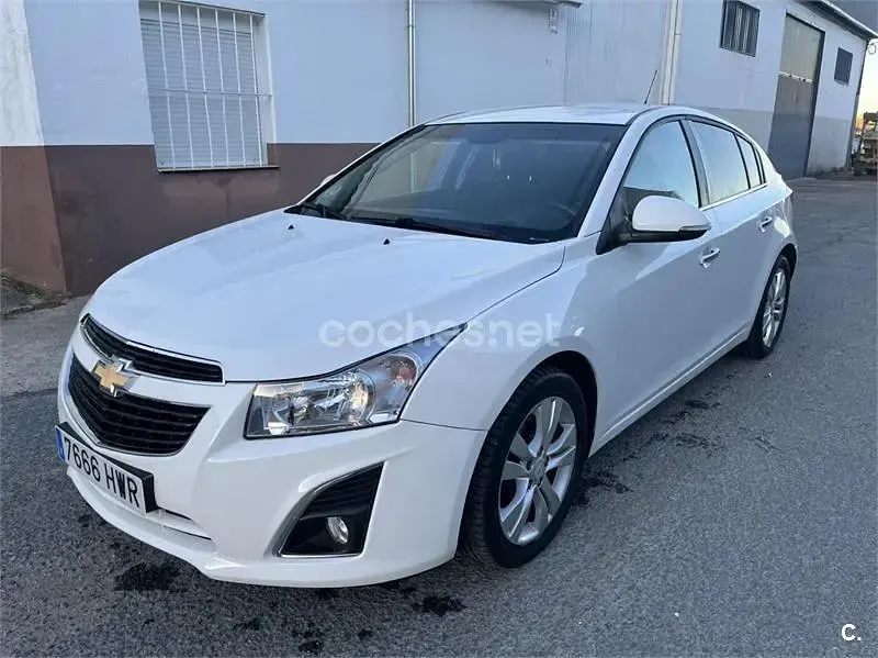 Usado Chevrolet Cruze LT 163 CV (119 kW) 2015 Blanco Berlina