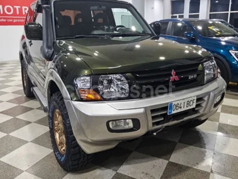 Verde Usado 2001 Mitsubishi Montero SUV | 18.999 € - Imagen 1/4